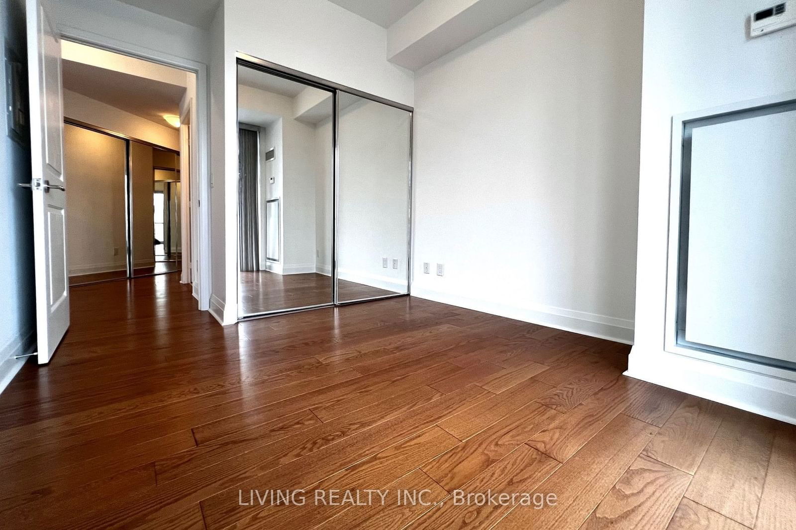 1080 Bay St, unit 4310 for rent - image #15