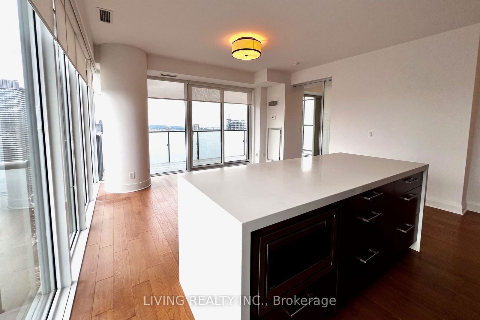 1080 Bay St, unit 4310 for rent - image #2