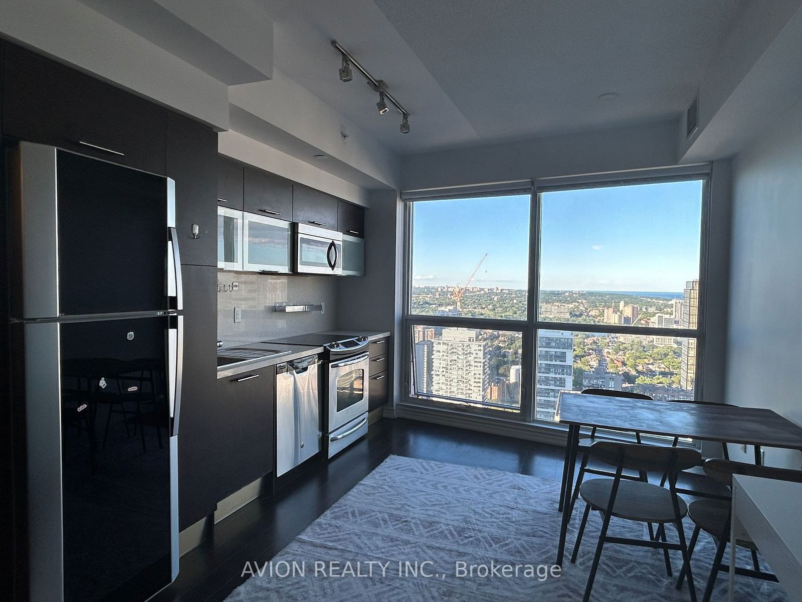 386 Yonge St, unit 4306 for rent - image #3