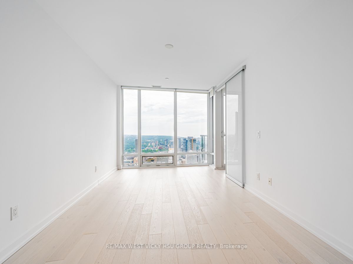 488 University Ave, unit 5302 for sale - image #23