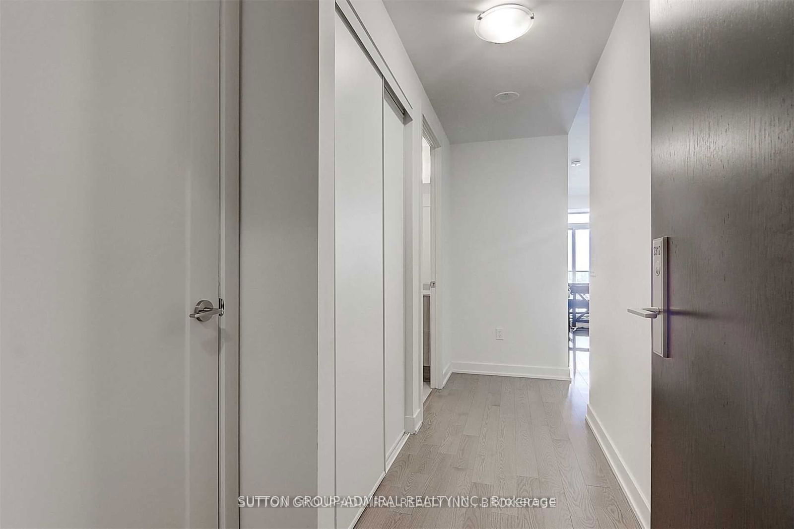 330 Richmond St W, unit 2312 for rent - image #4