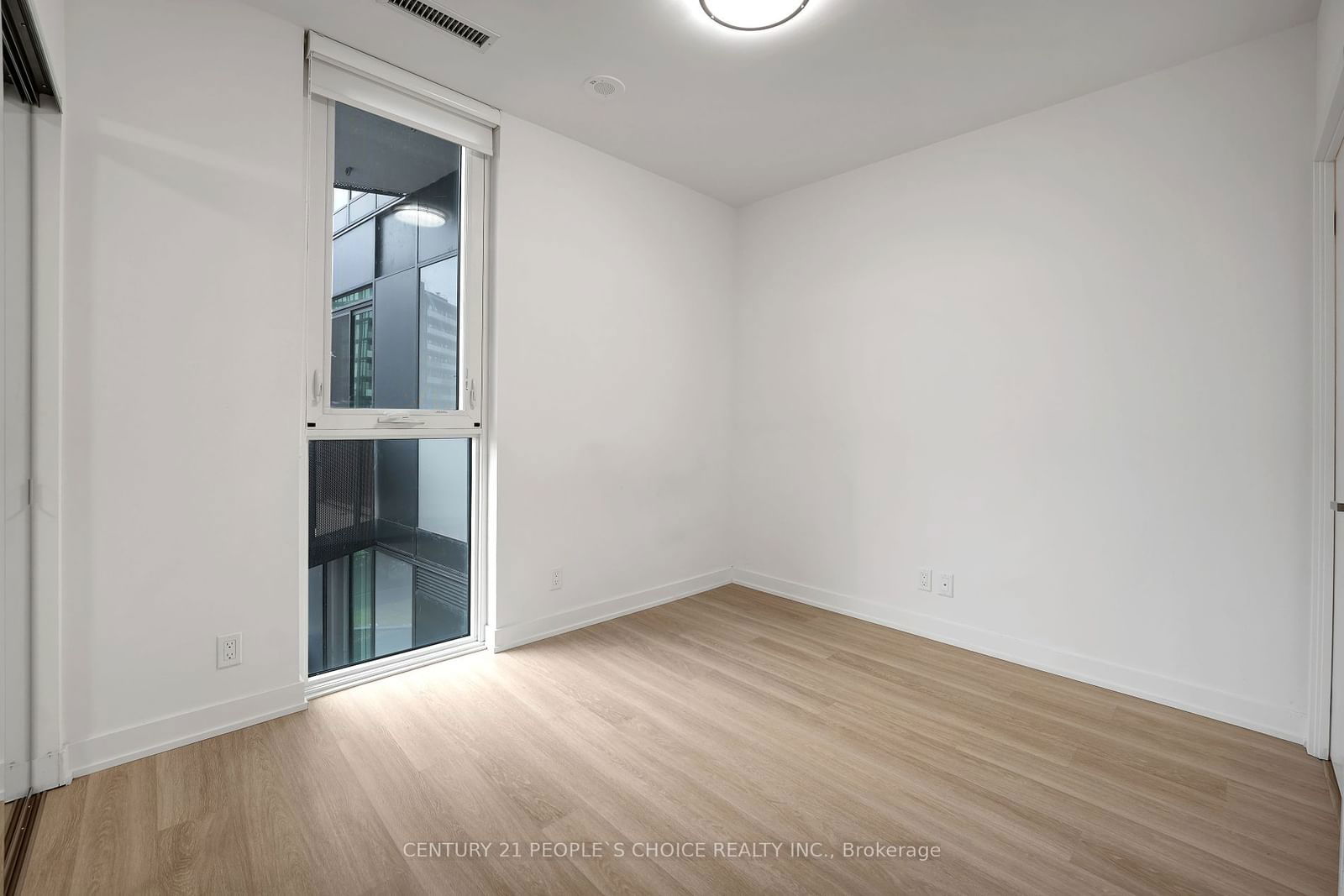 30 Tretti Way, unit 1004 for sale - image #14