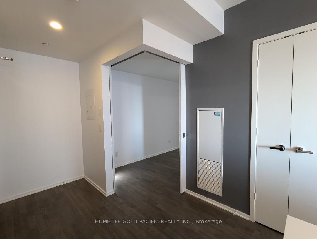 1 Bloor St E, unit 3009 for rent - image #6