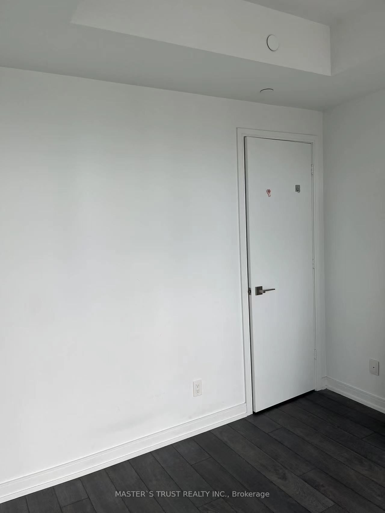 28 Wellesley St E, unit 2502 for rent - image #9