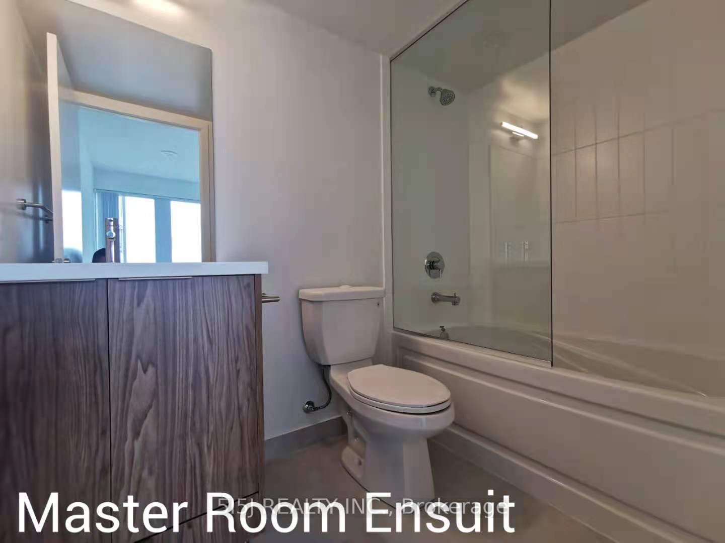 60 Shuter St, unit 2611 for rent