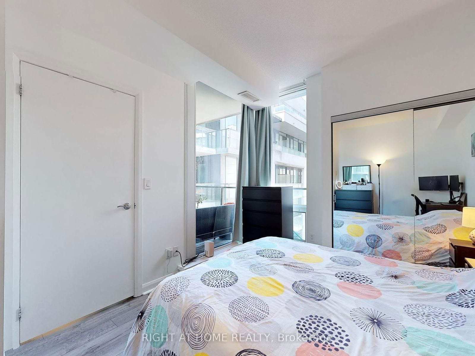 111 Elizabeth St, unit 1702 for sale - image #23