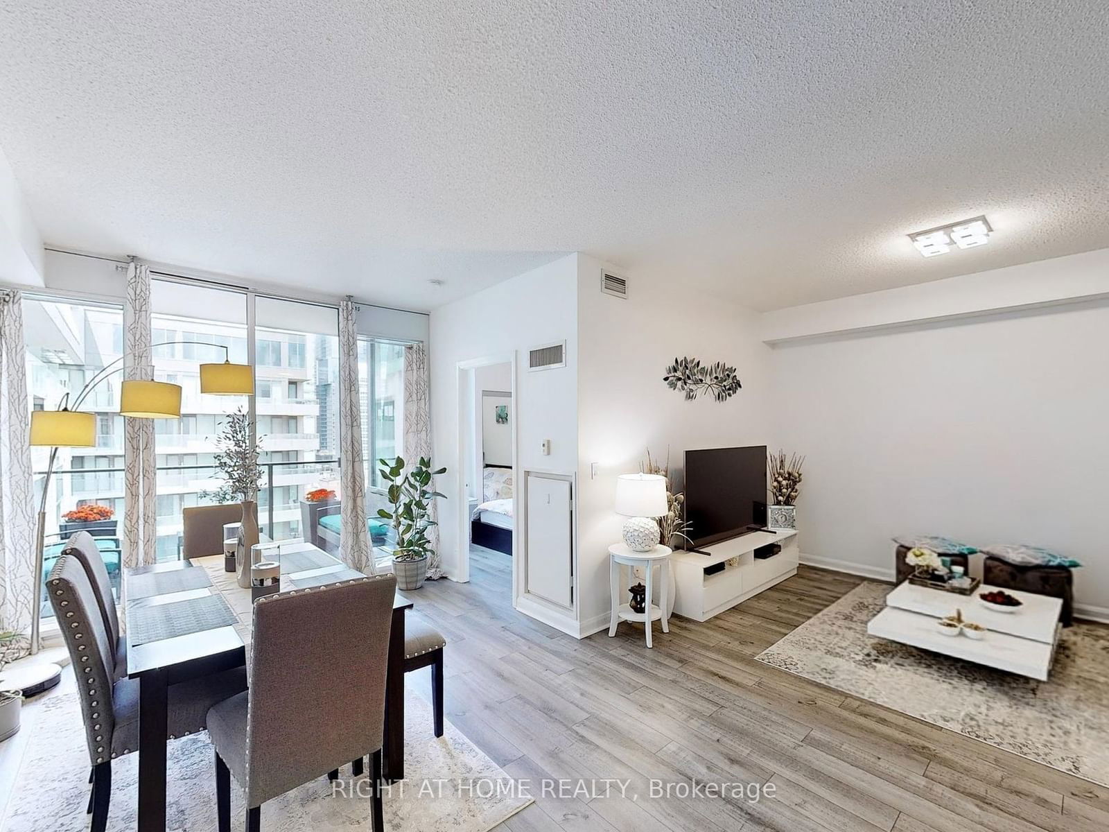 111 Elizabeth St, unit 1702 for sale - image #8