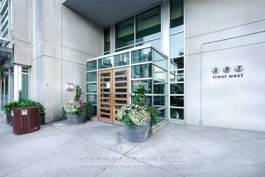 397 Front St W, unit 3801 for rent - image #2