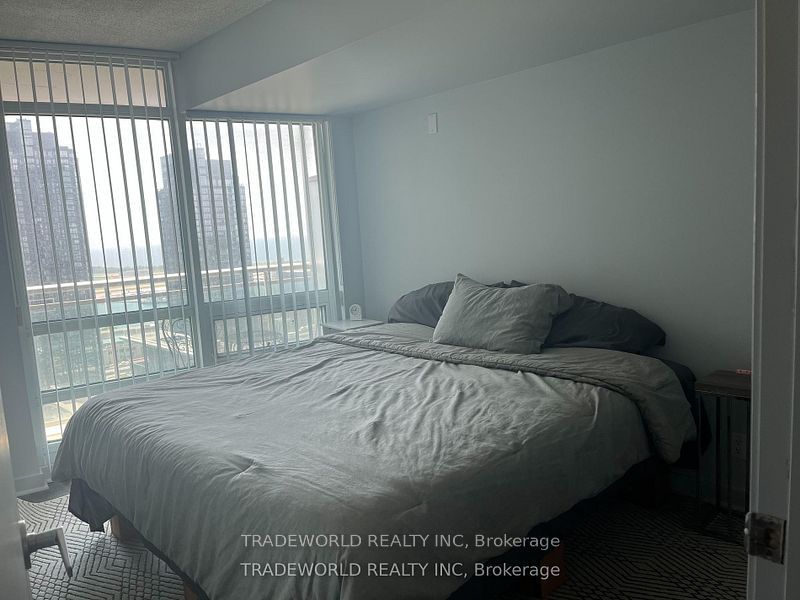 397 Front St W, unit 3801 for rent