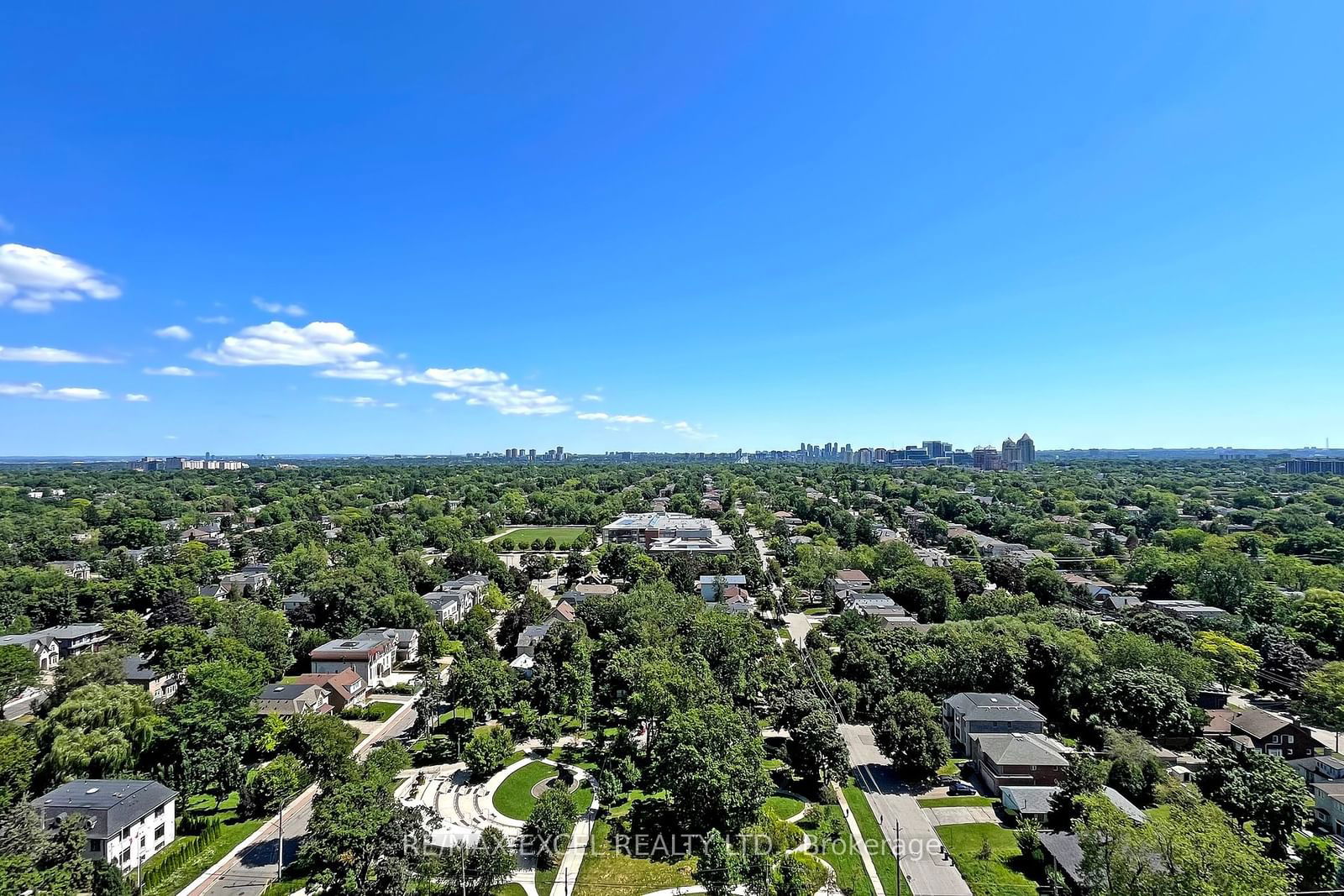 18 Hillcrest Ave, unit Ph104 for sale - image #33