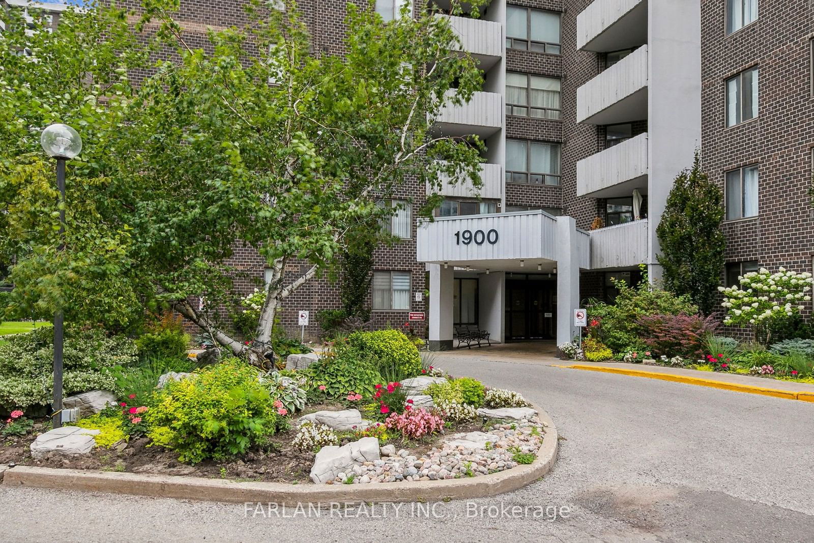 1900 Sheppard Ave E, unit 2102 for sale - image #2