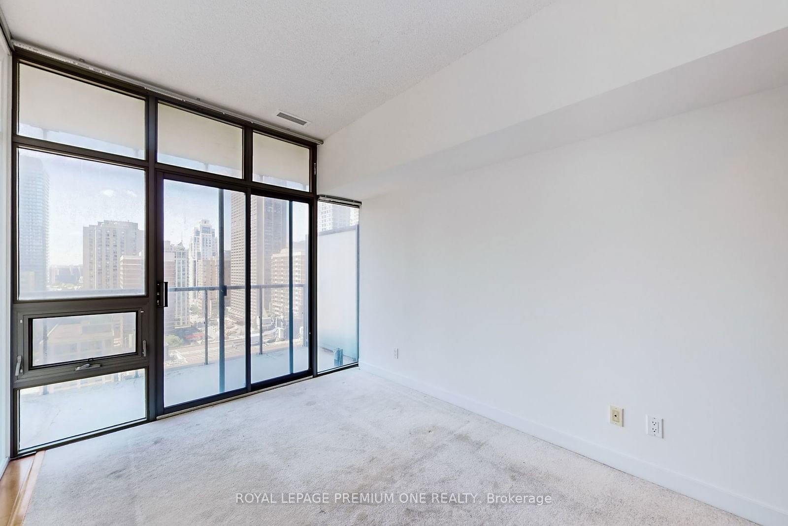 33 Charles St, unit 1605 for sale - image #14