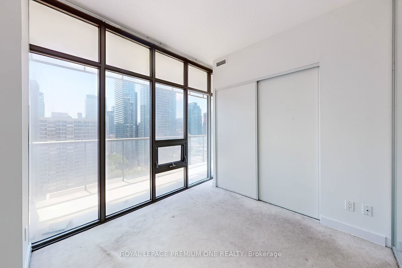 33 Charles St, unit 1605 for sale - image #21