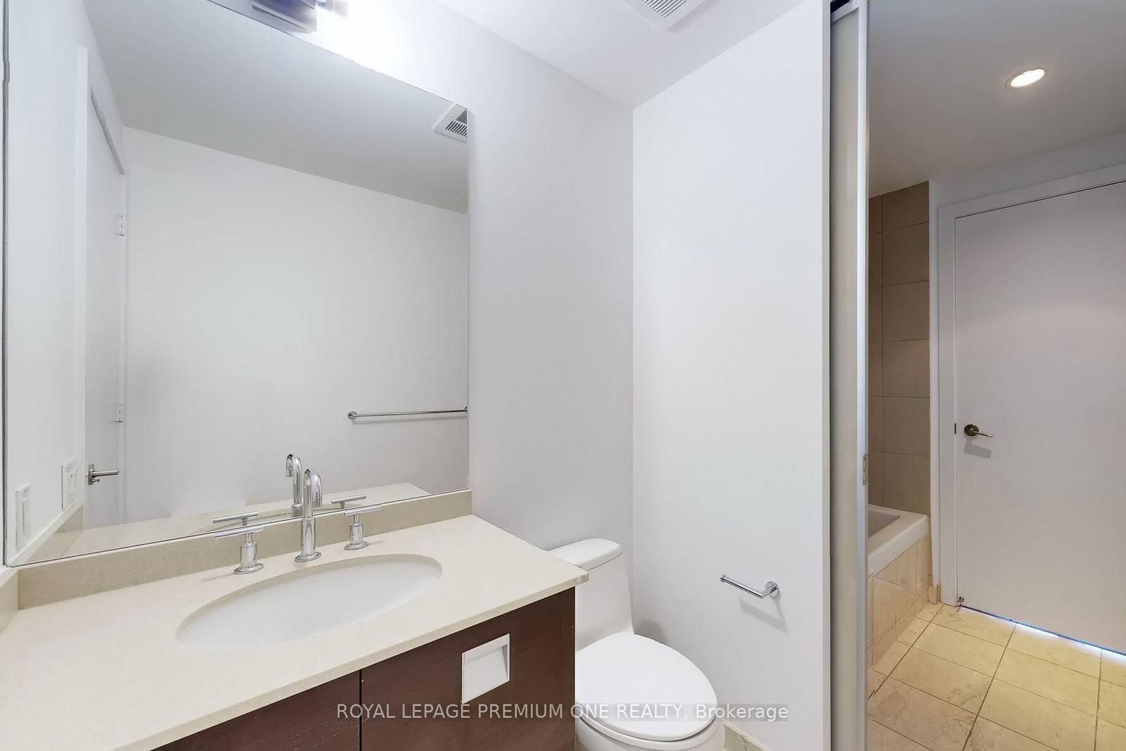 33 Charles St, unit 1605 for sale - image #24