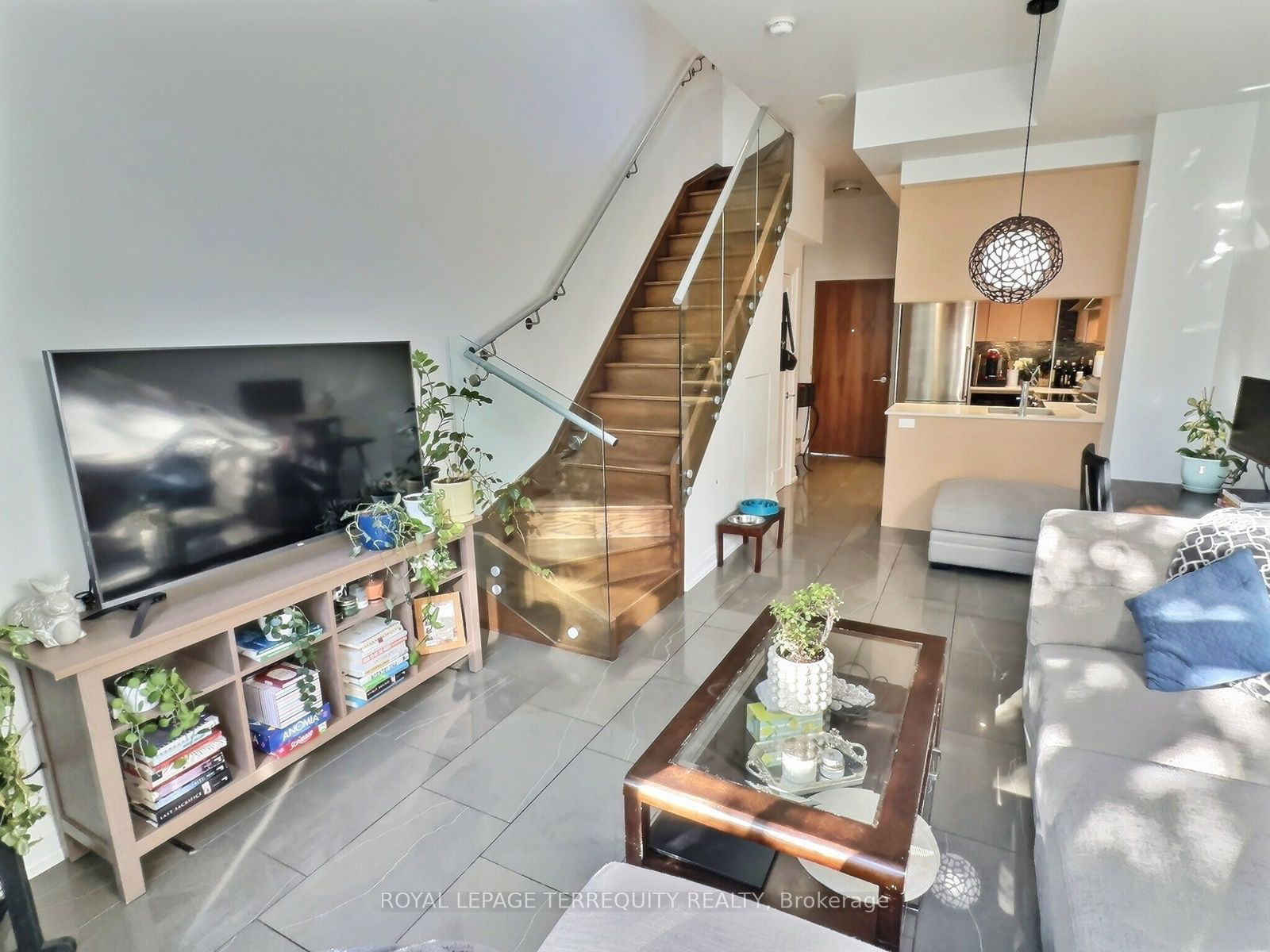 3 Market St, unit 616 for sale - image #9