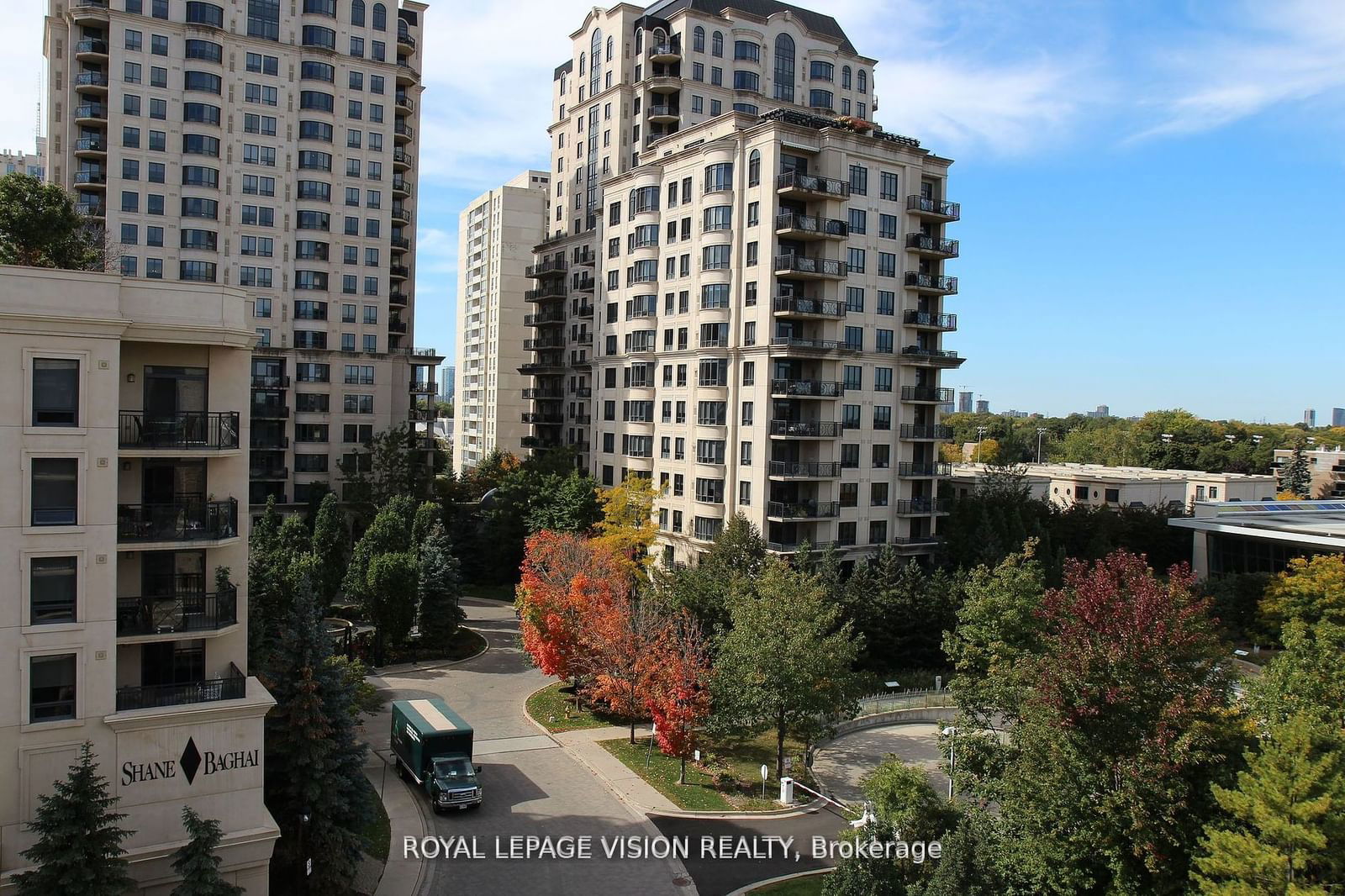 676 Sheppard Ave E, unit 611 for sale