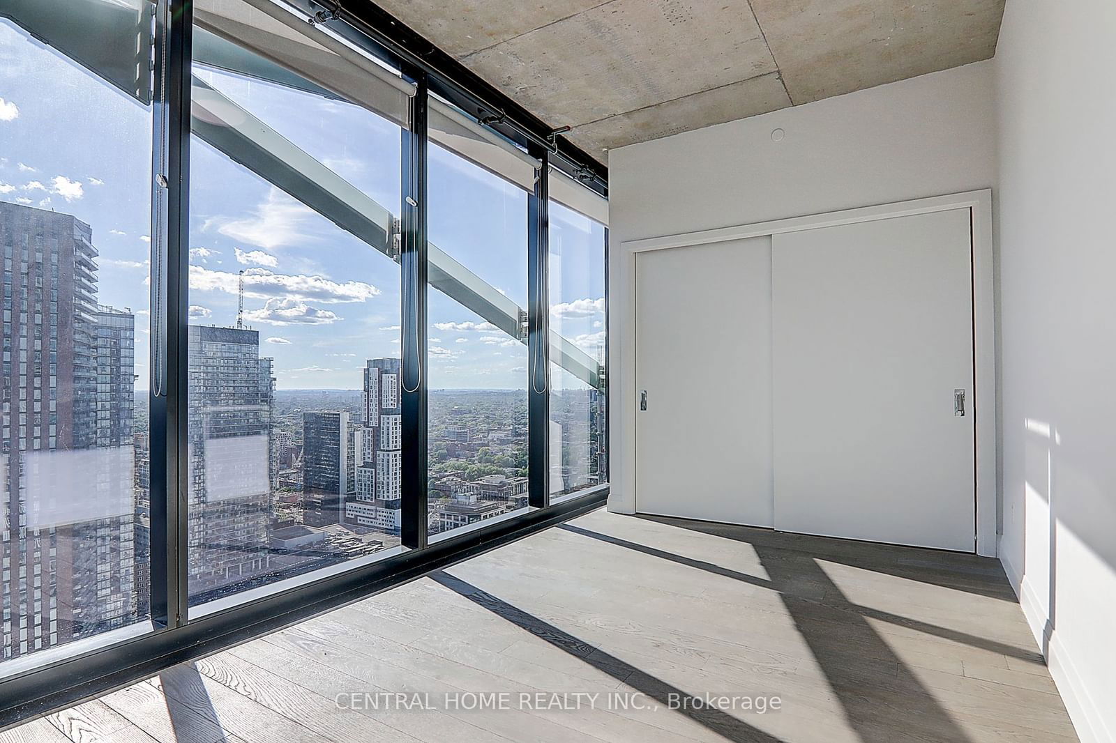 224 King St W, unit 3604 for sale - image #7