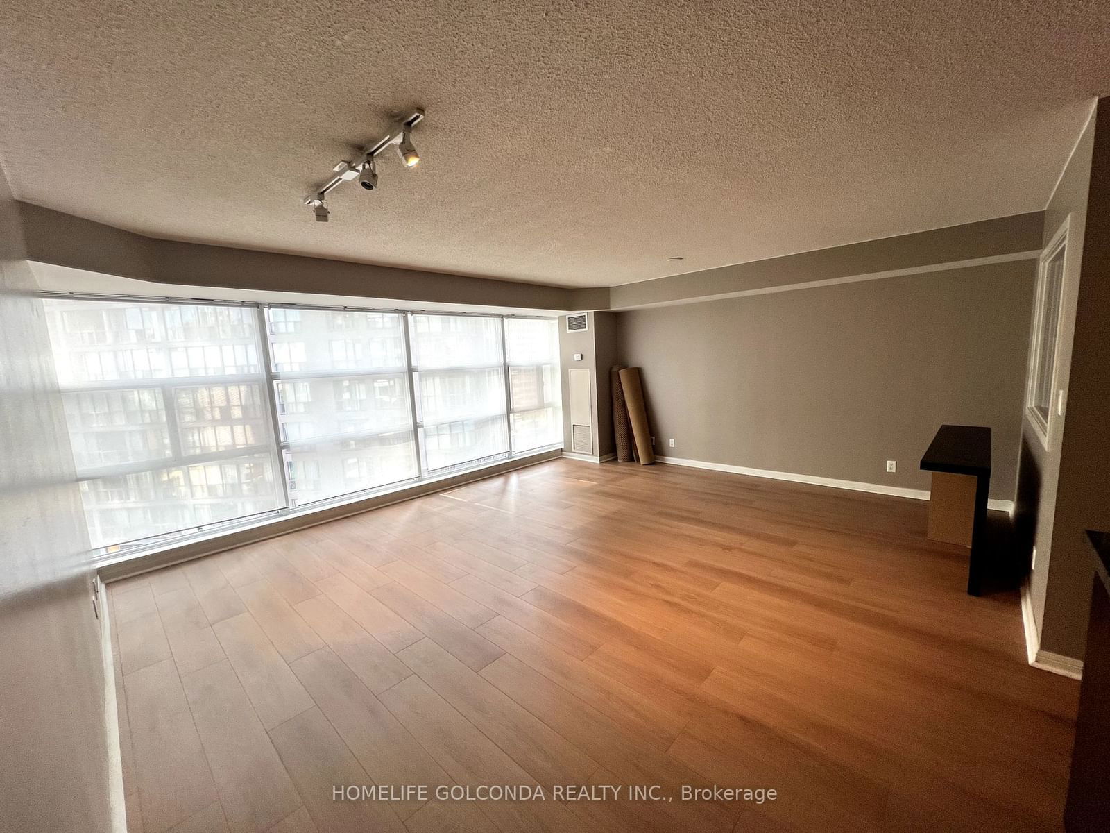 11 St. Joseph St, unit 1702 for rent - image #12