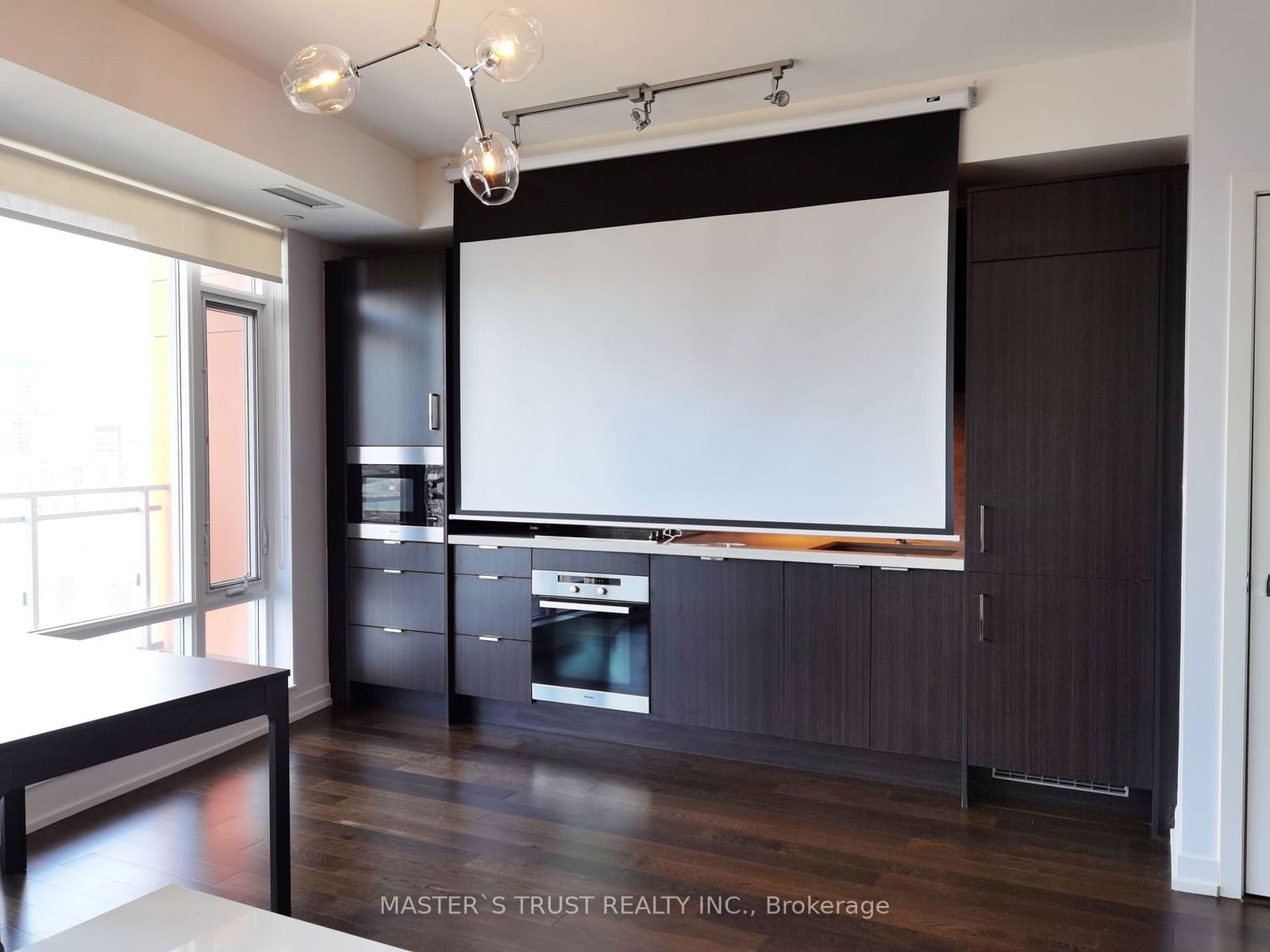 21 Widmer St, unit 2805 for sale - image #8