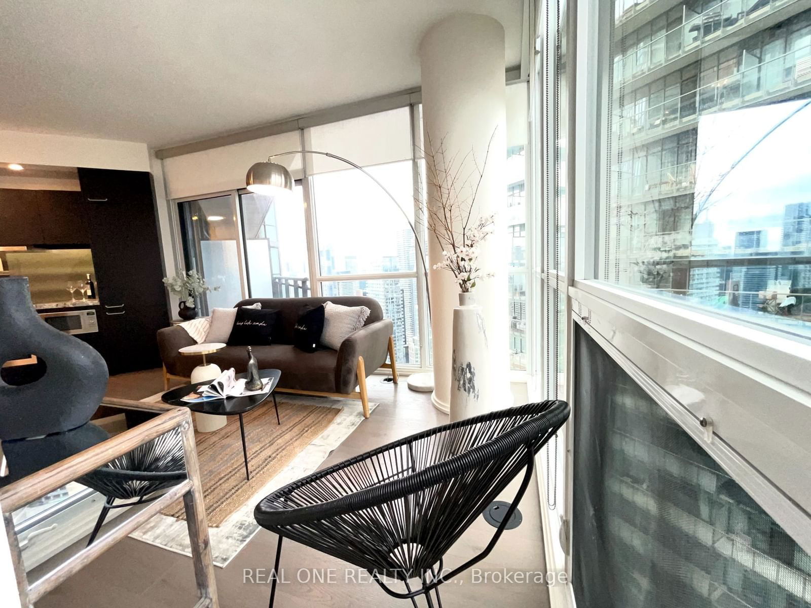 45 Charles St E, unit 4806 for sale