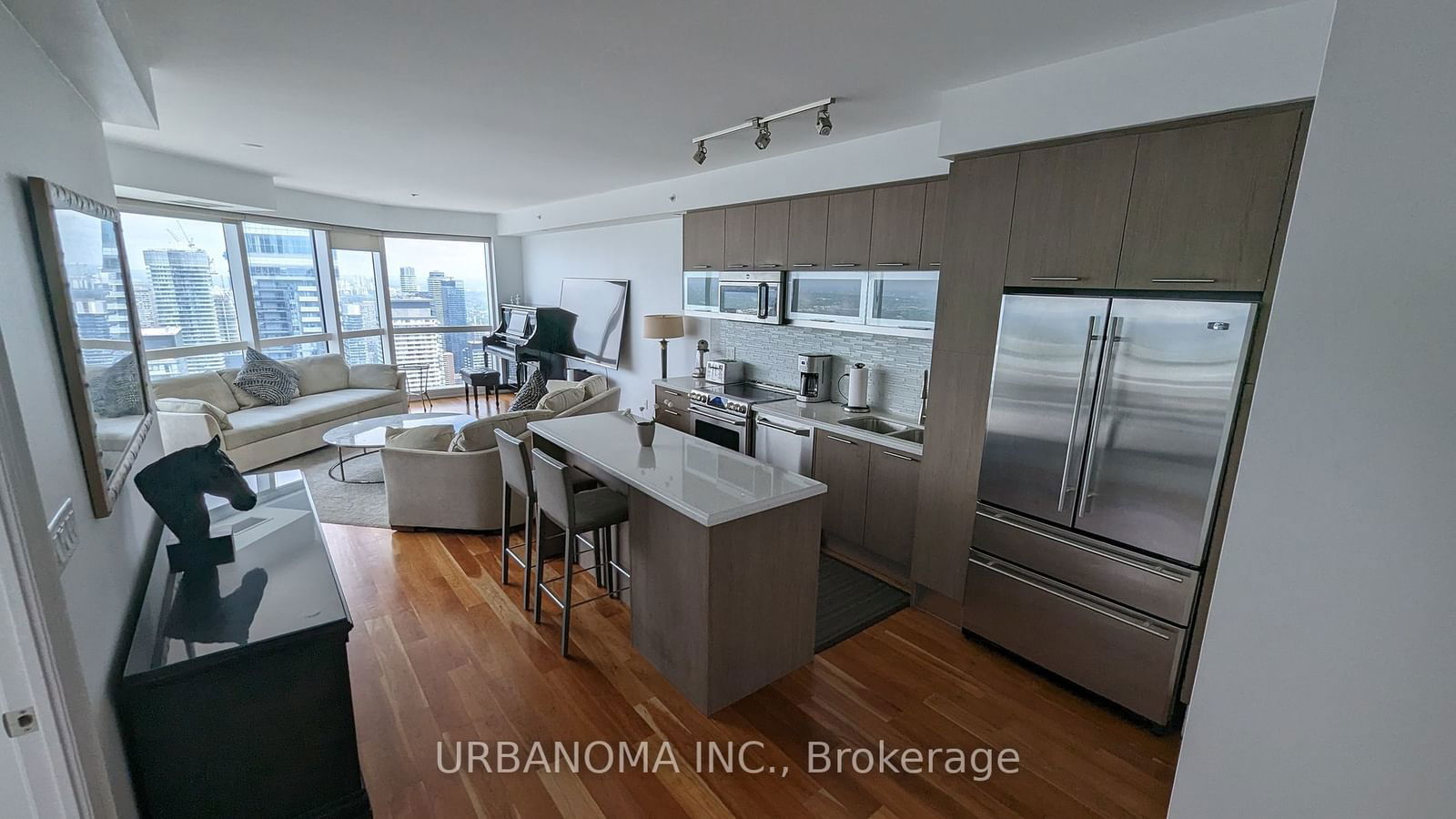 388 Yonge St W, unit 6116 for sale - image #1