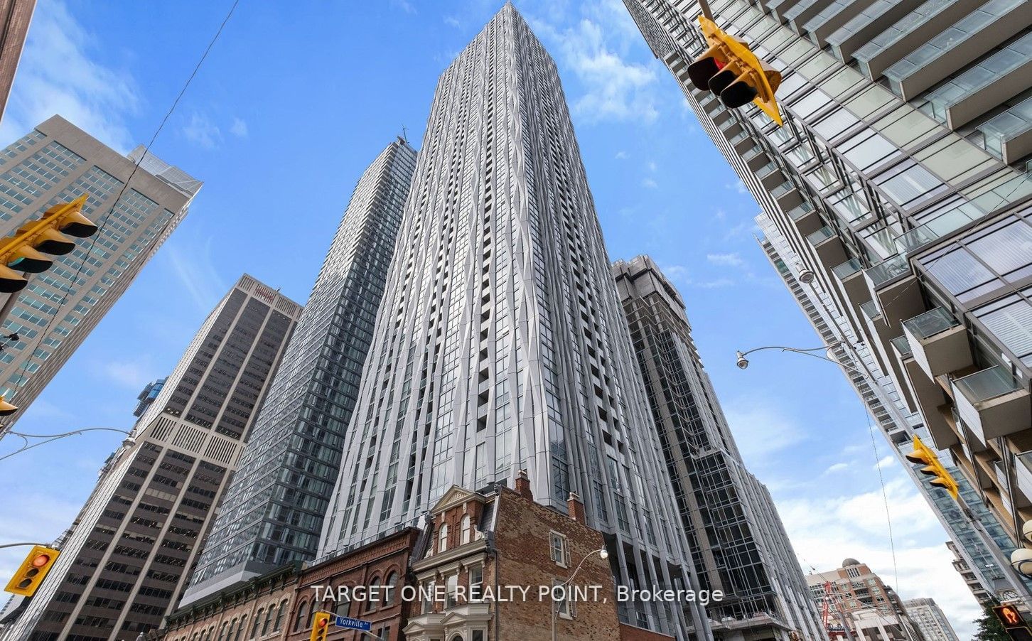 1 Yorkville Ave, unit 4311 for rent - image #1