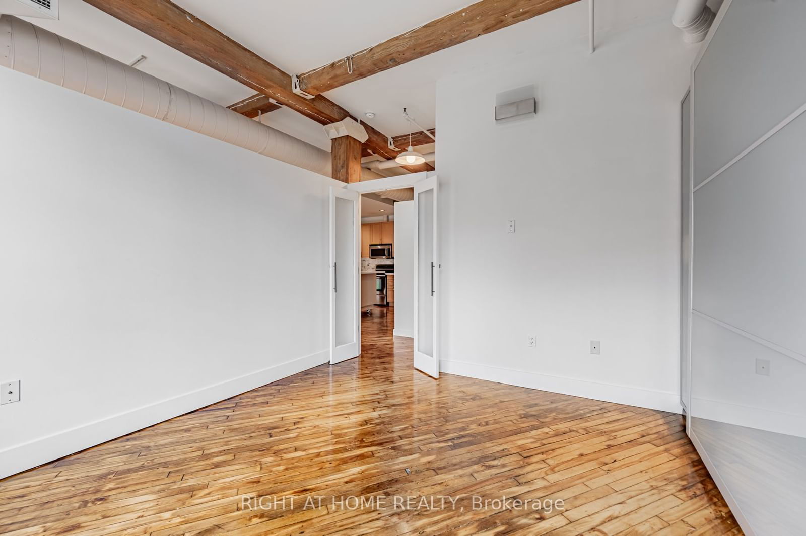 90 Sherbourne St, unit 505 for rent - image #16