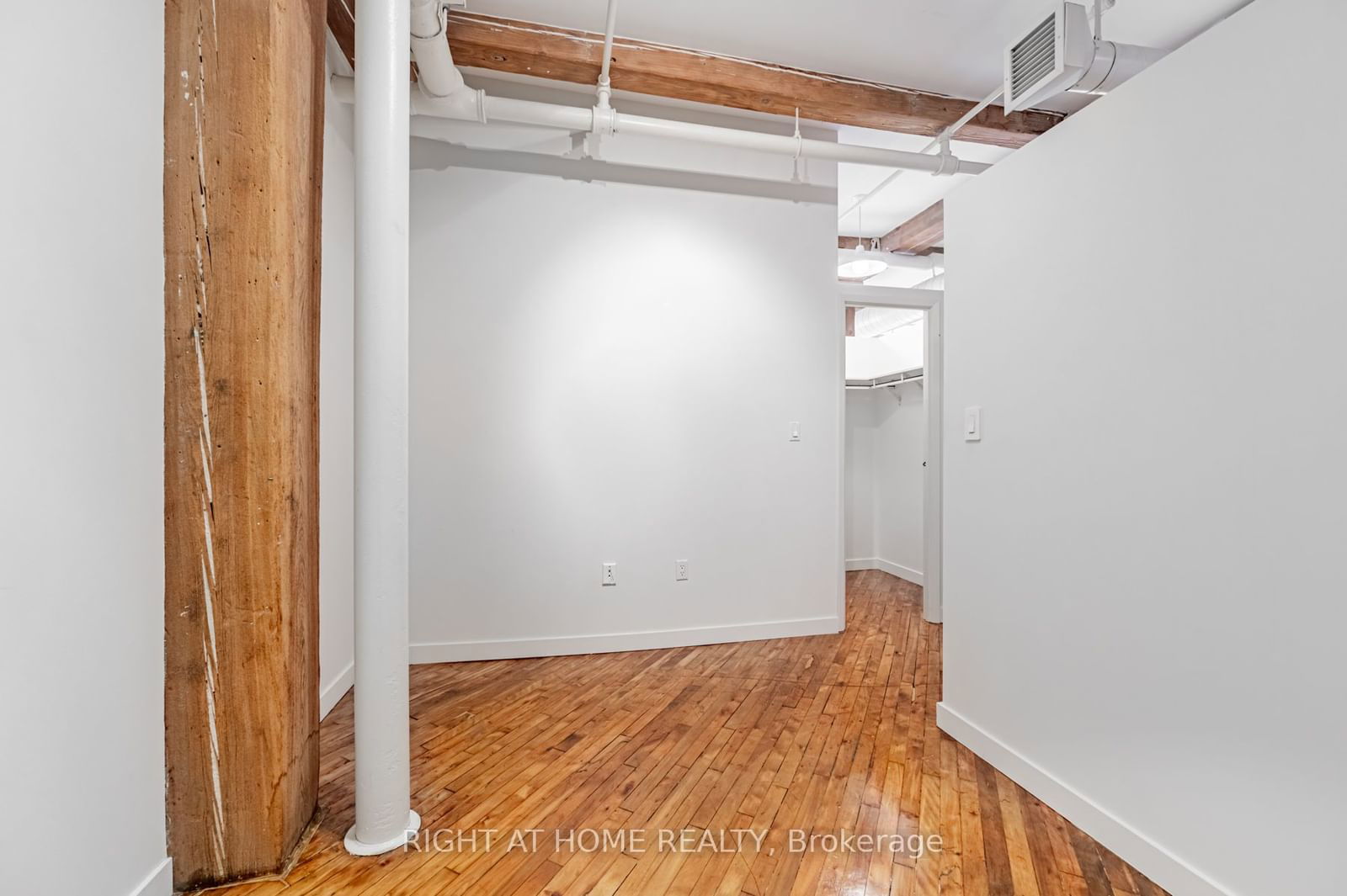 90 Sherbourne St, unit 505 for rent - image #20