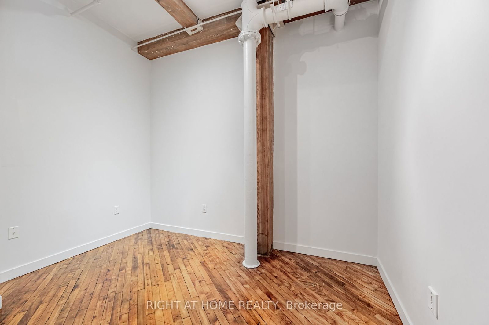 90 Sherbourne St, unit 505 for rent - image #21