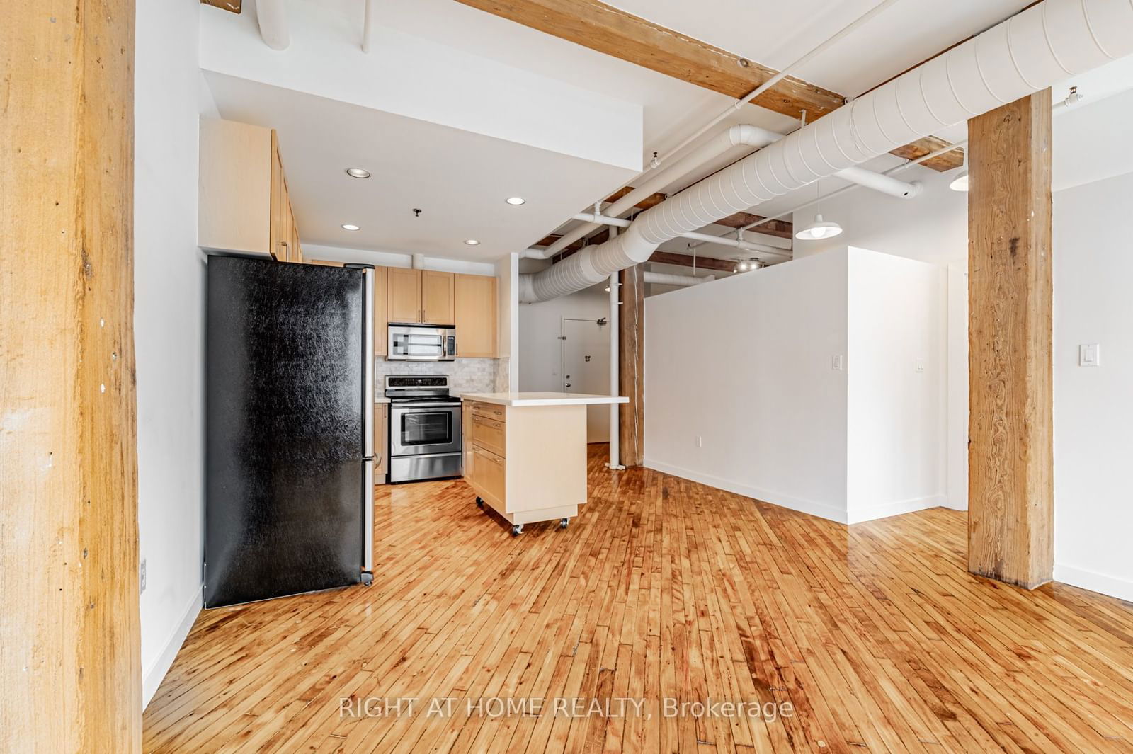 90 Sherbourne St, unit 505 for rent - image #7