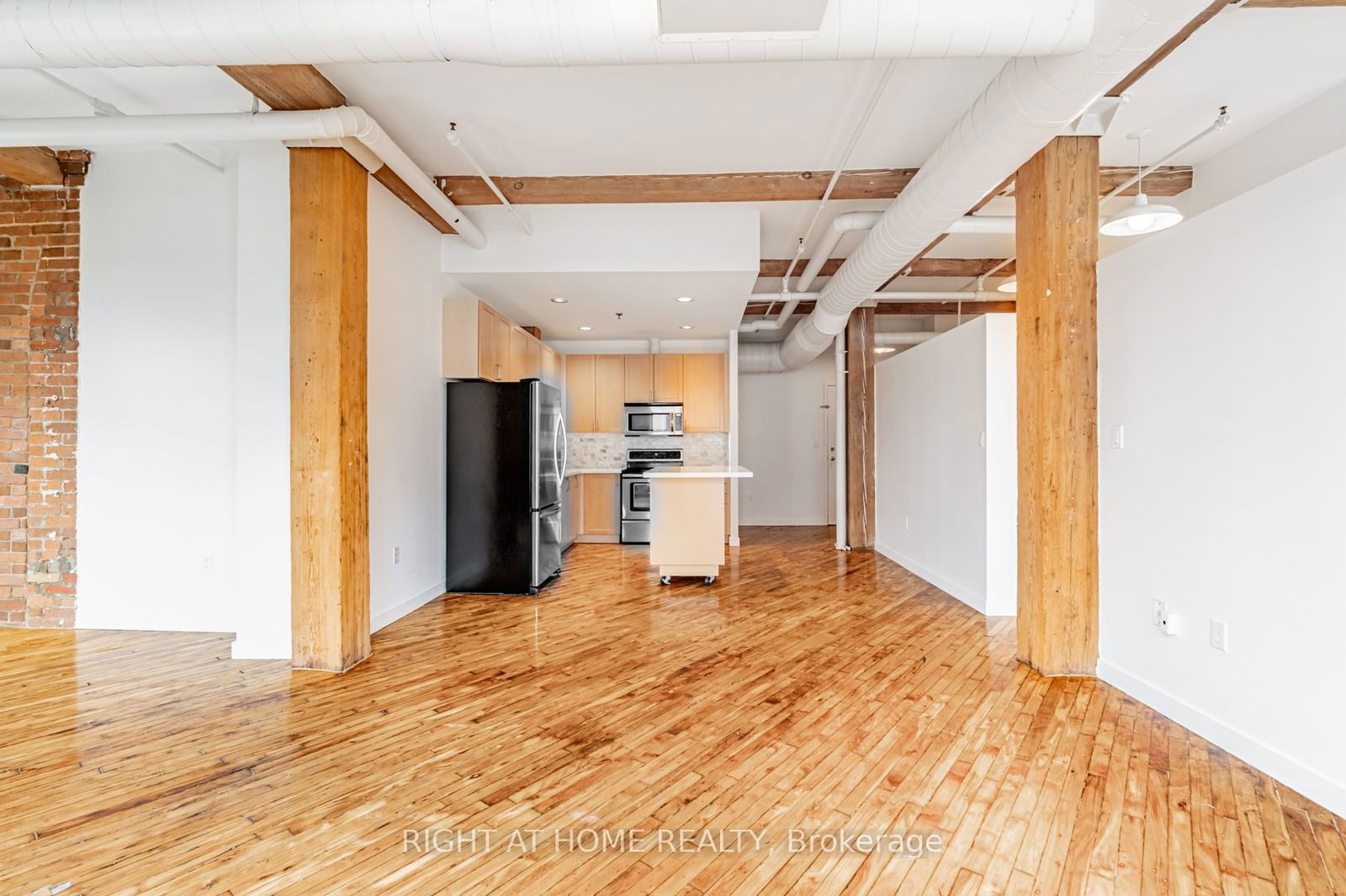 90 Sherbourne St, unit 505 for rent - image #9