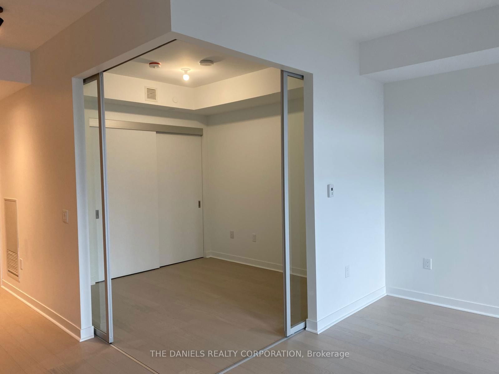 501 Adelaide St W, unit 1203 for rent - image #10