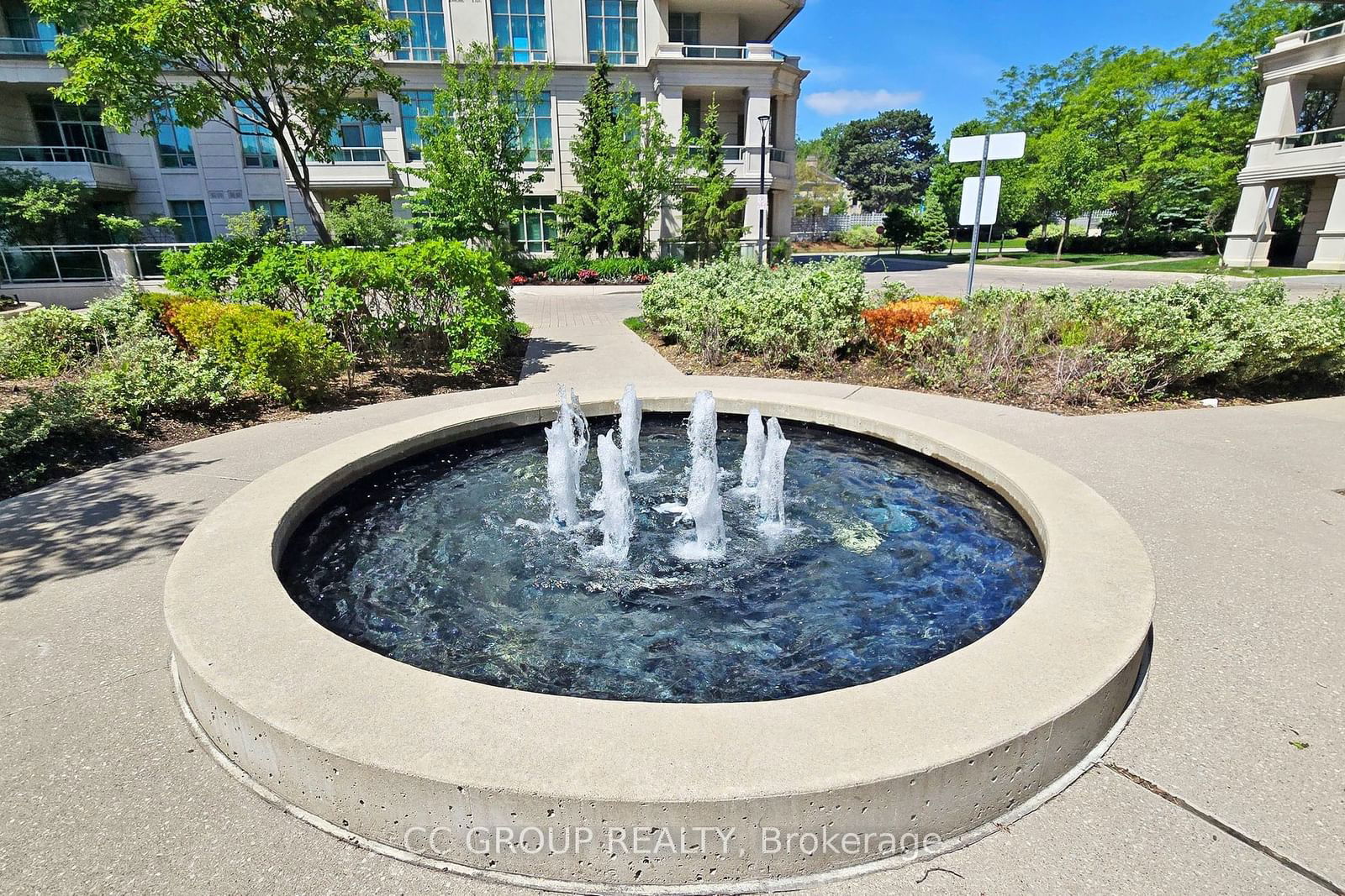 20 Bloorview Pl, unit 1011 for sale - image #3