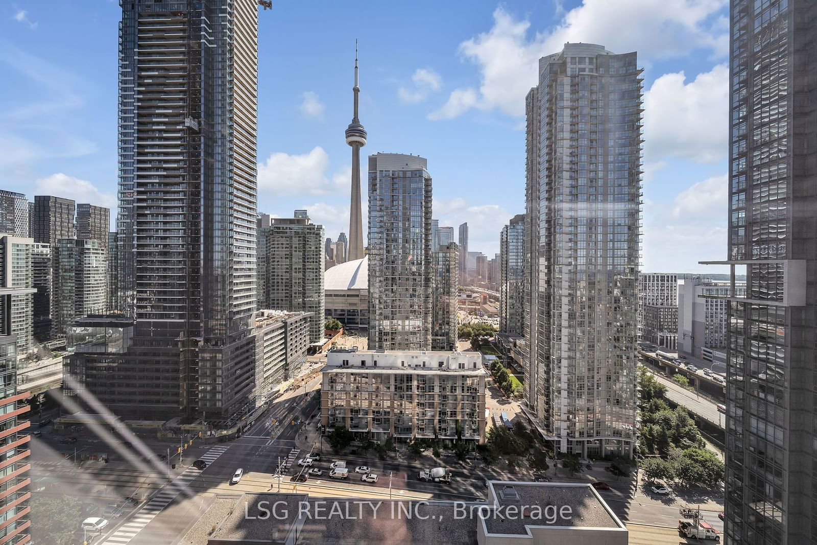 15 Fort York Blvd, unit 2809 for sale - image #3