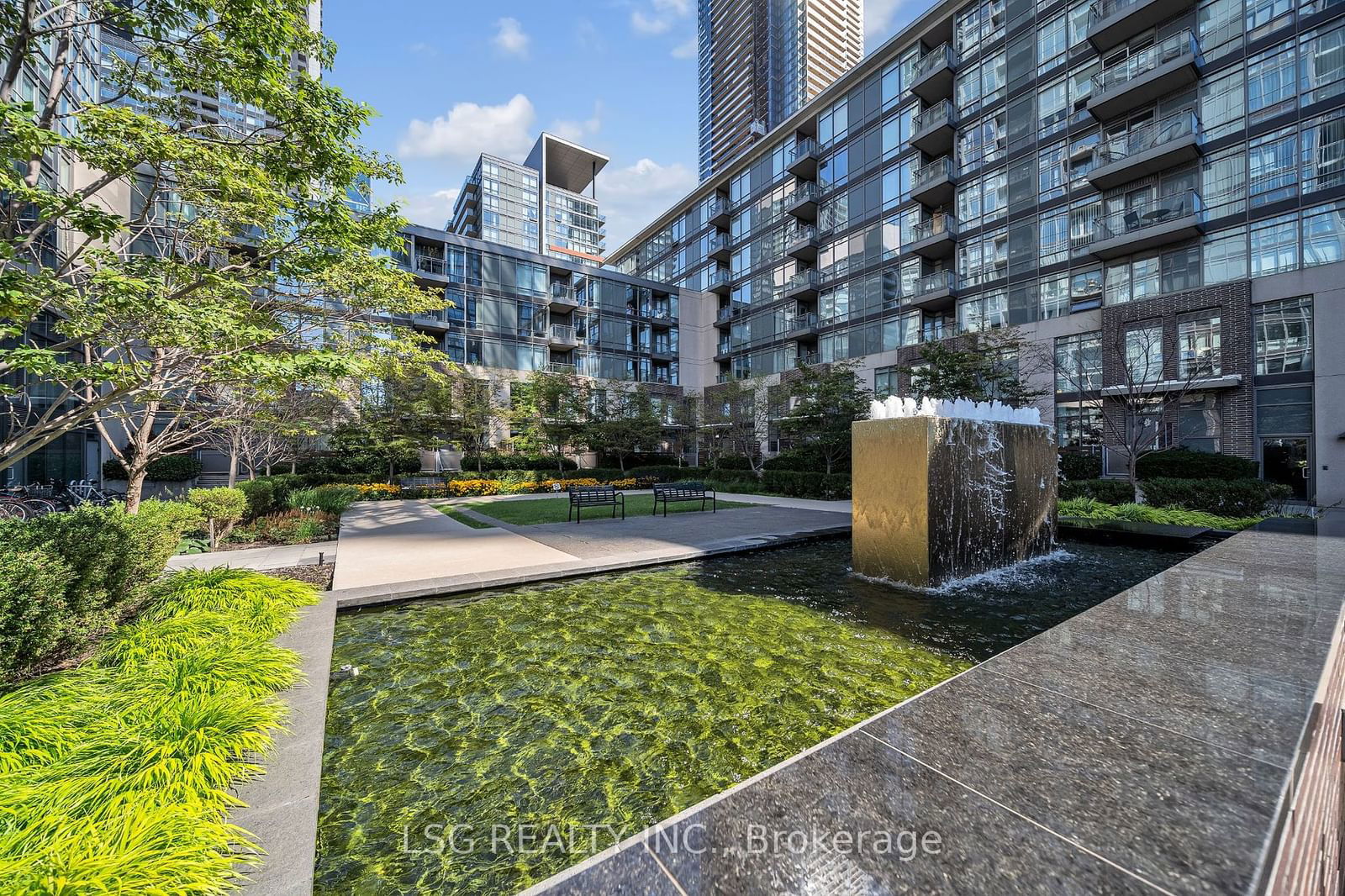 15 Fort York Blvd, unit 2809 for sale