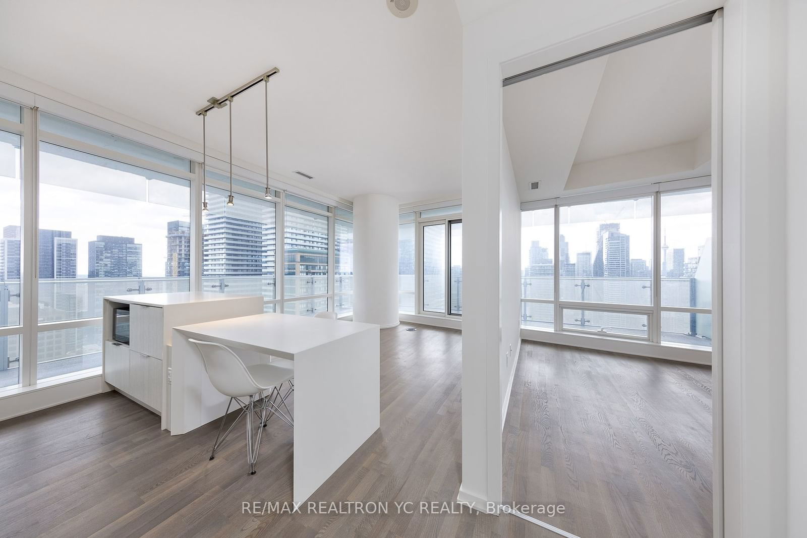 1 Bloor St E, unit 2804 for sale - image #8