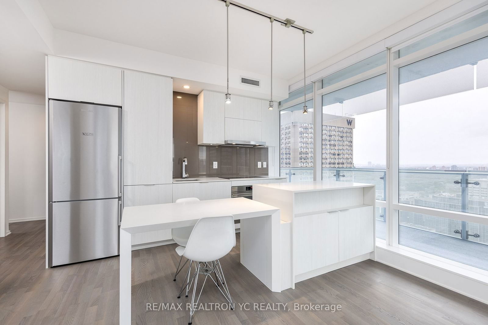 1 Bloor St E, unit 2804 for sale - image #9