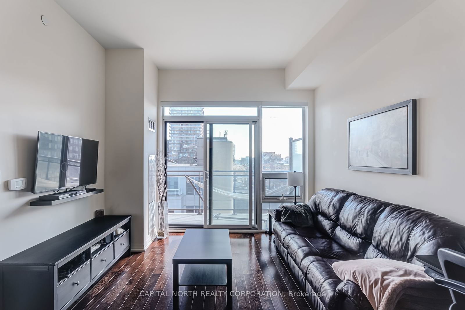 460 Adelaide St E, unit 1033 for sale