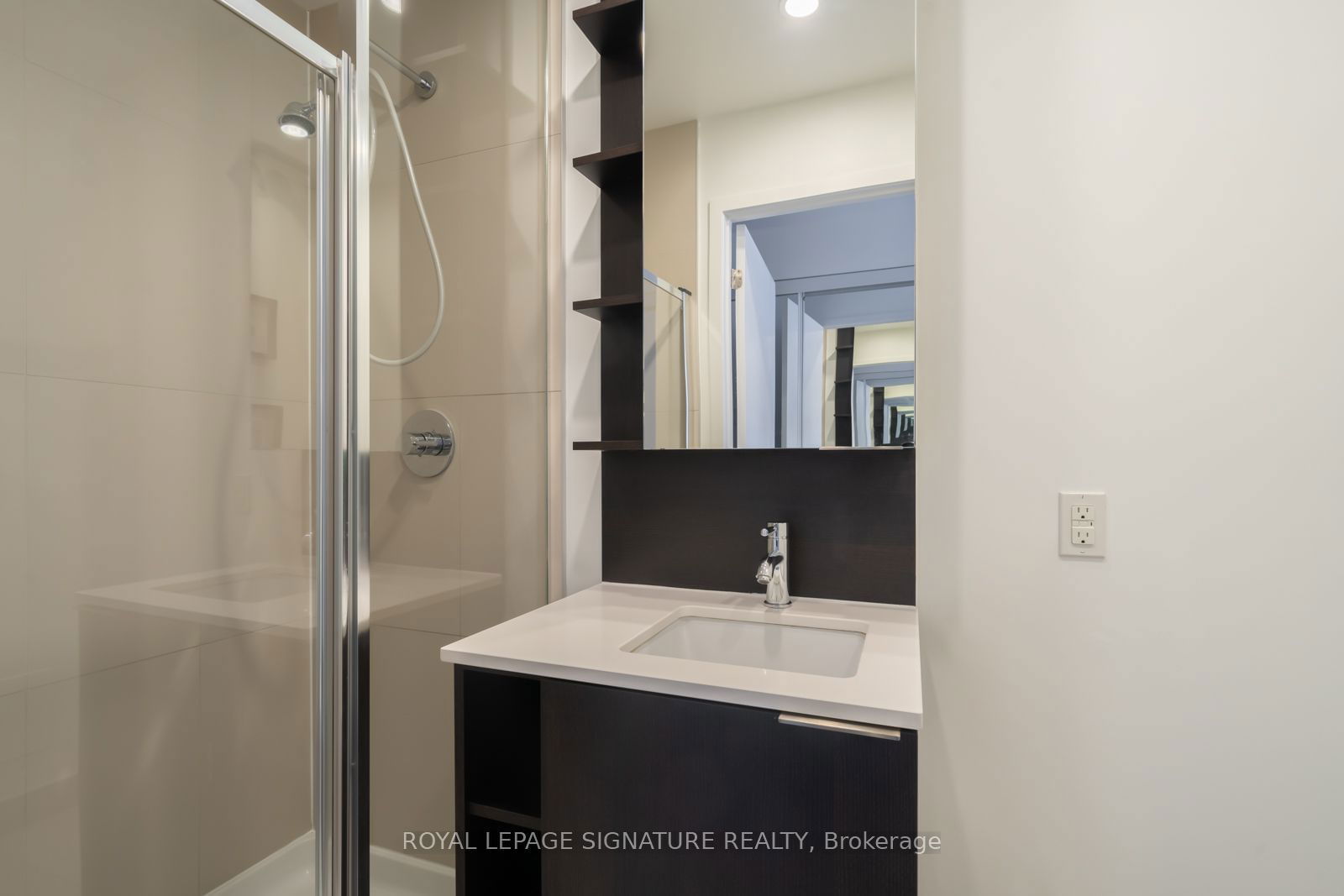 55 Regent Park Blvd, unit 532 for rent - image #17