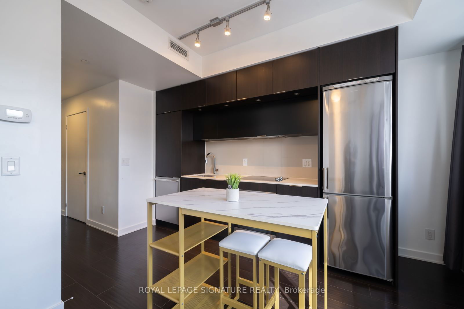 55 Regent Park Blvd, unit 532 for rent - image #3