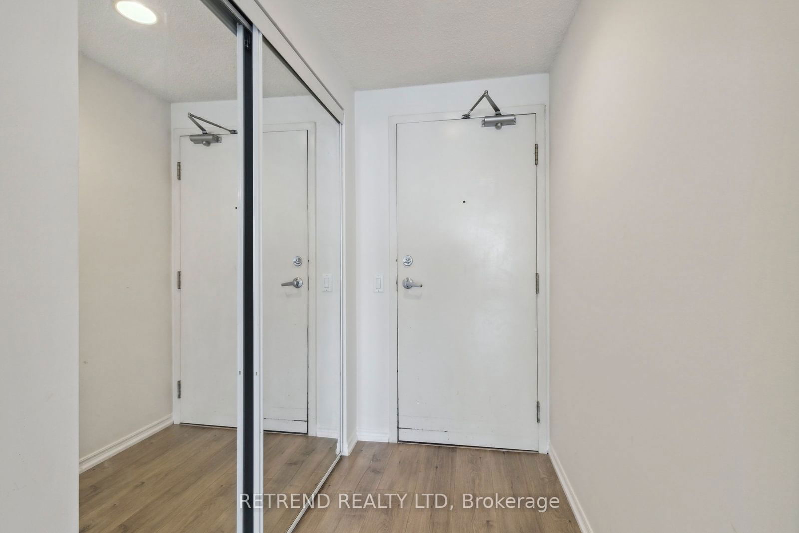 7 Bishop Ave, unit 1013 for sale - image #17