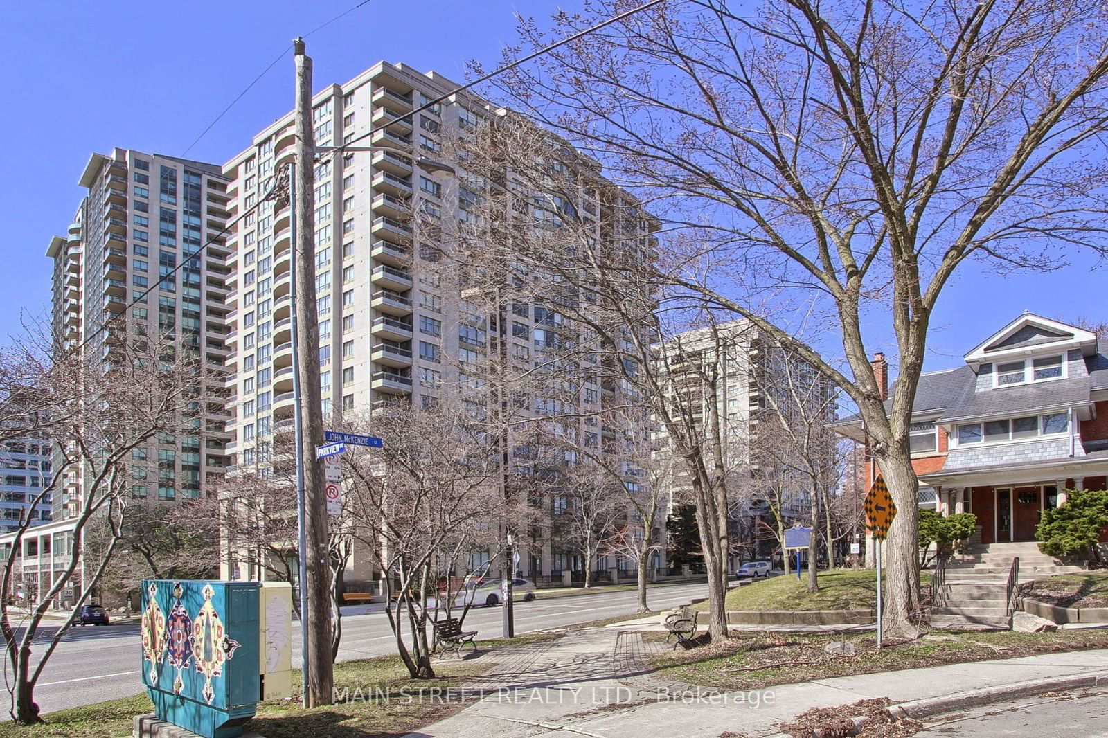 256 Doris Ave, unit 1803 for sale - image #1