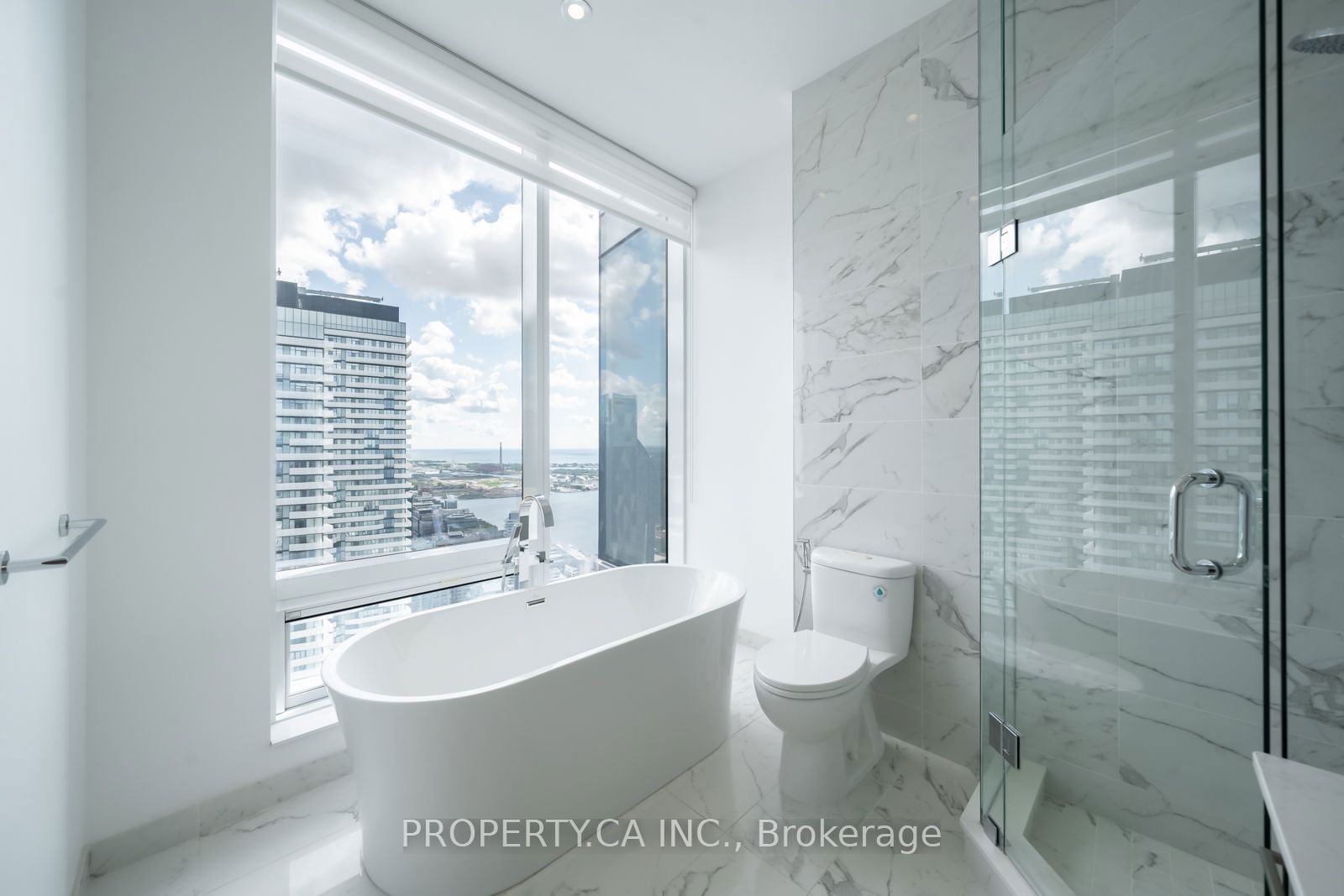 10 York St, unit 6503 for sale - image #16