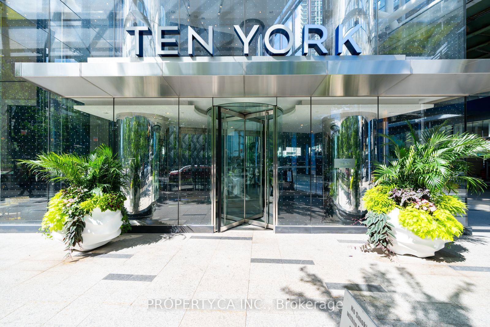 10 York St, unit 6503 for sale