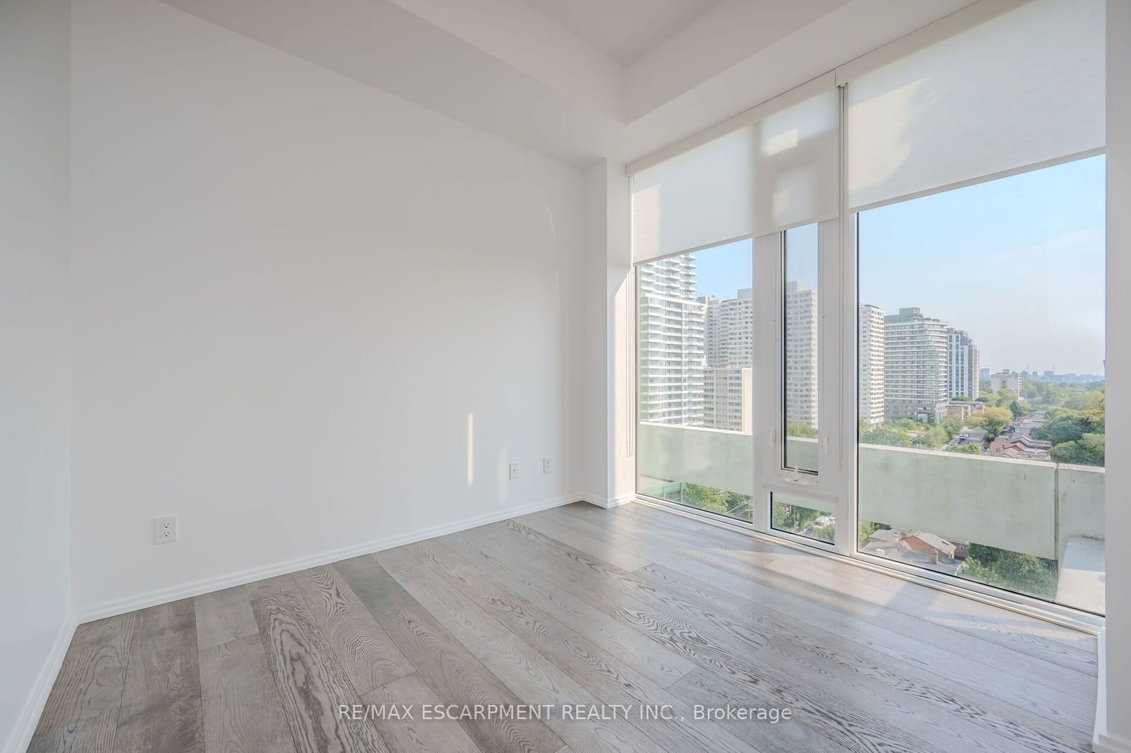 5 Soudan Ave, unit 1603 for rent - image #19