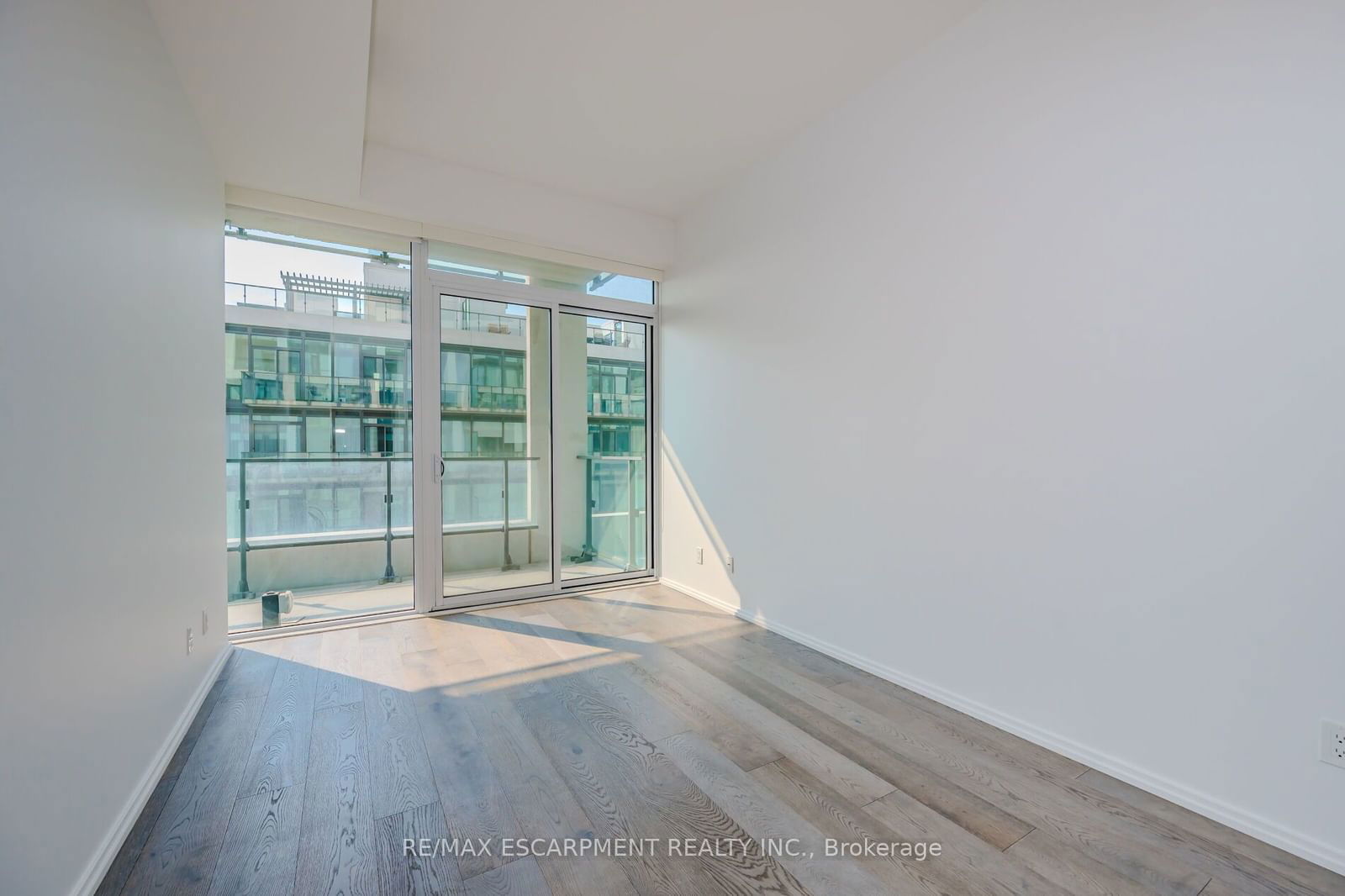 5 Soudan Ave, unit 1603 for rent - image #23