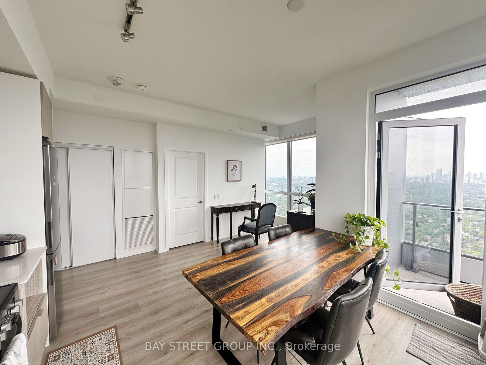 395 Bloor St E, unit 4507 for rent - image #6