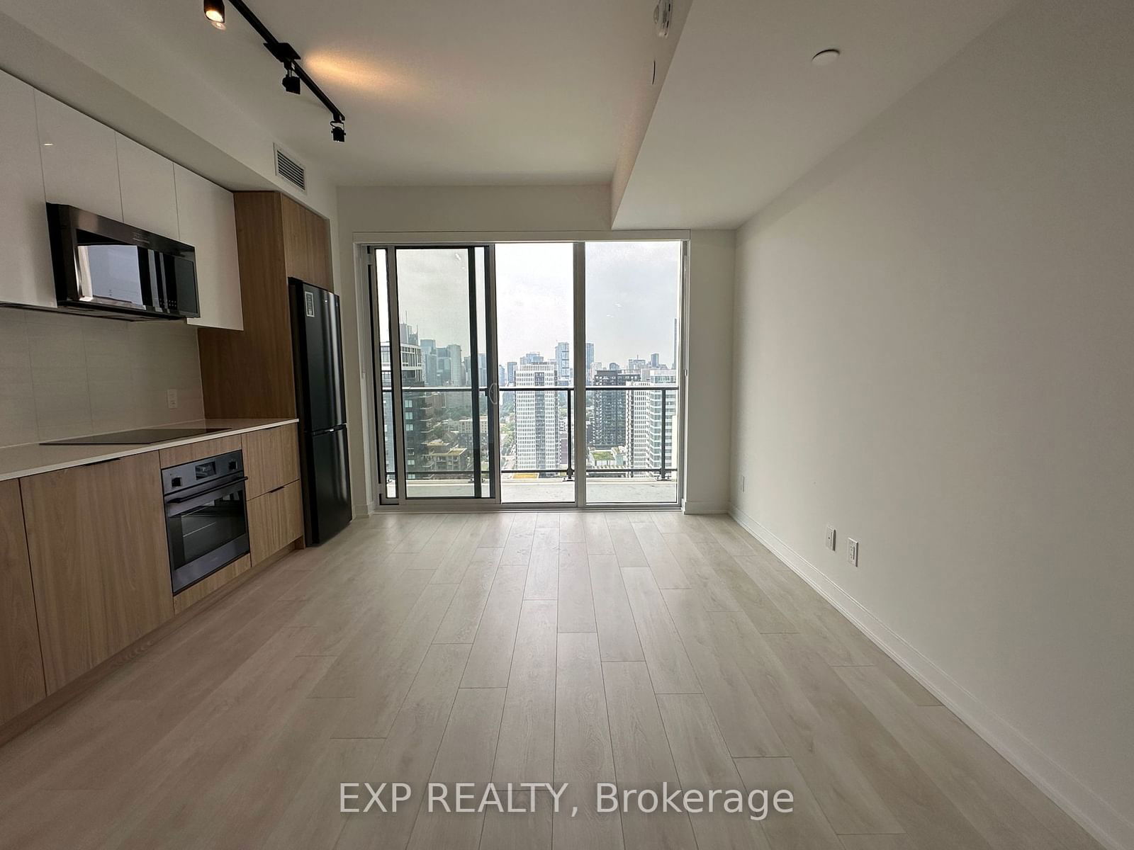 5 Defries St, unit 3007 for rent - image #14