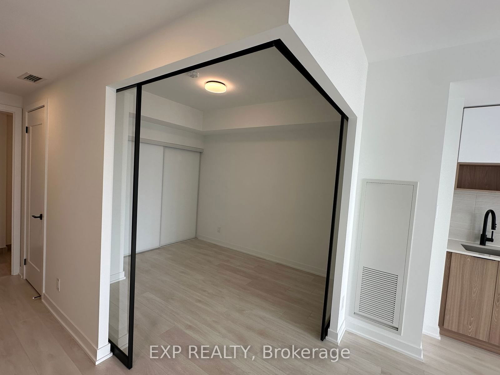 5 Defries St, unit 3007 for rent