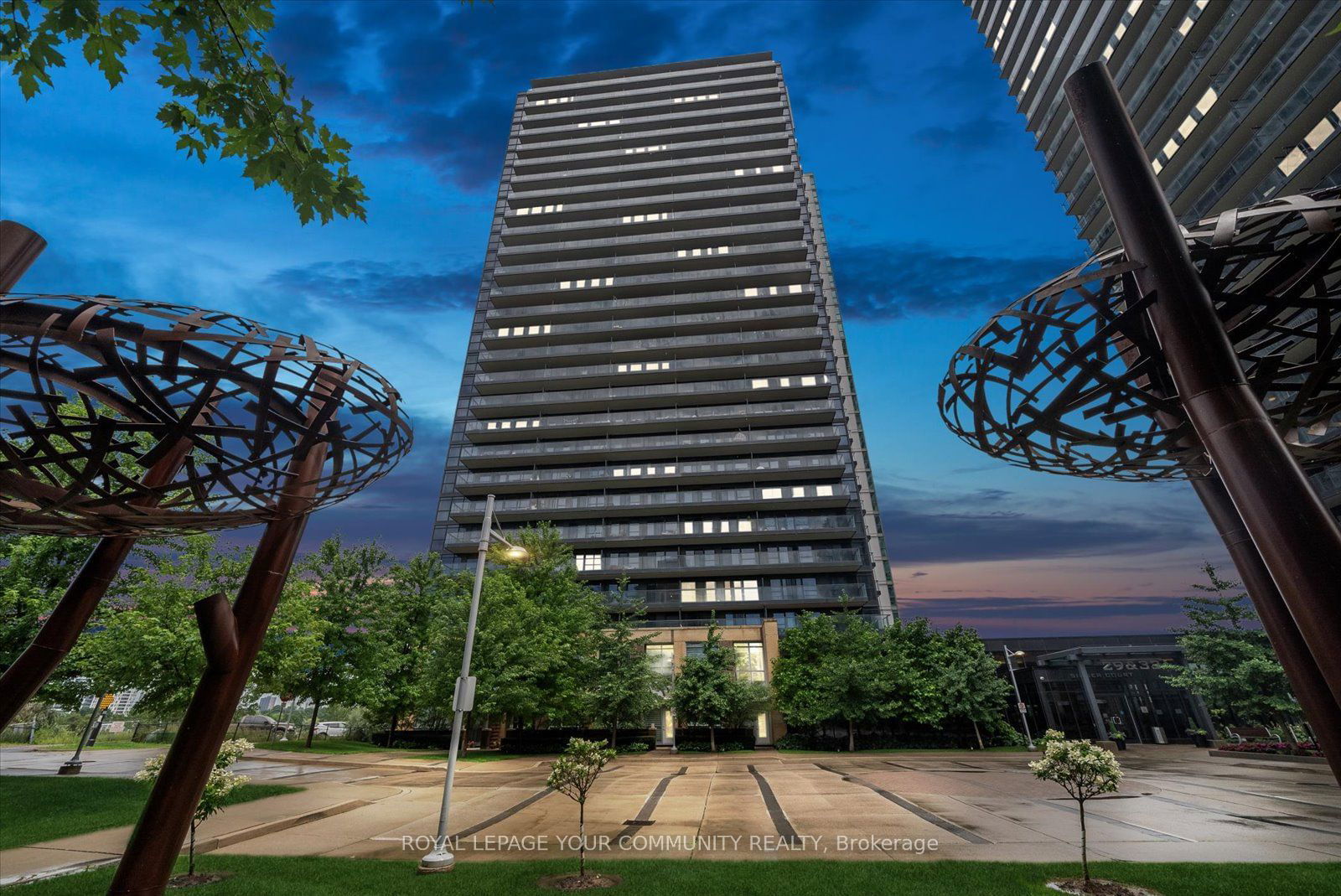 Discovery I & Discovery II Condos, North York, Toronto